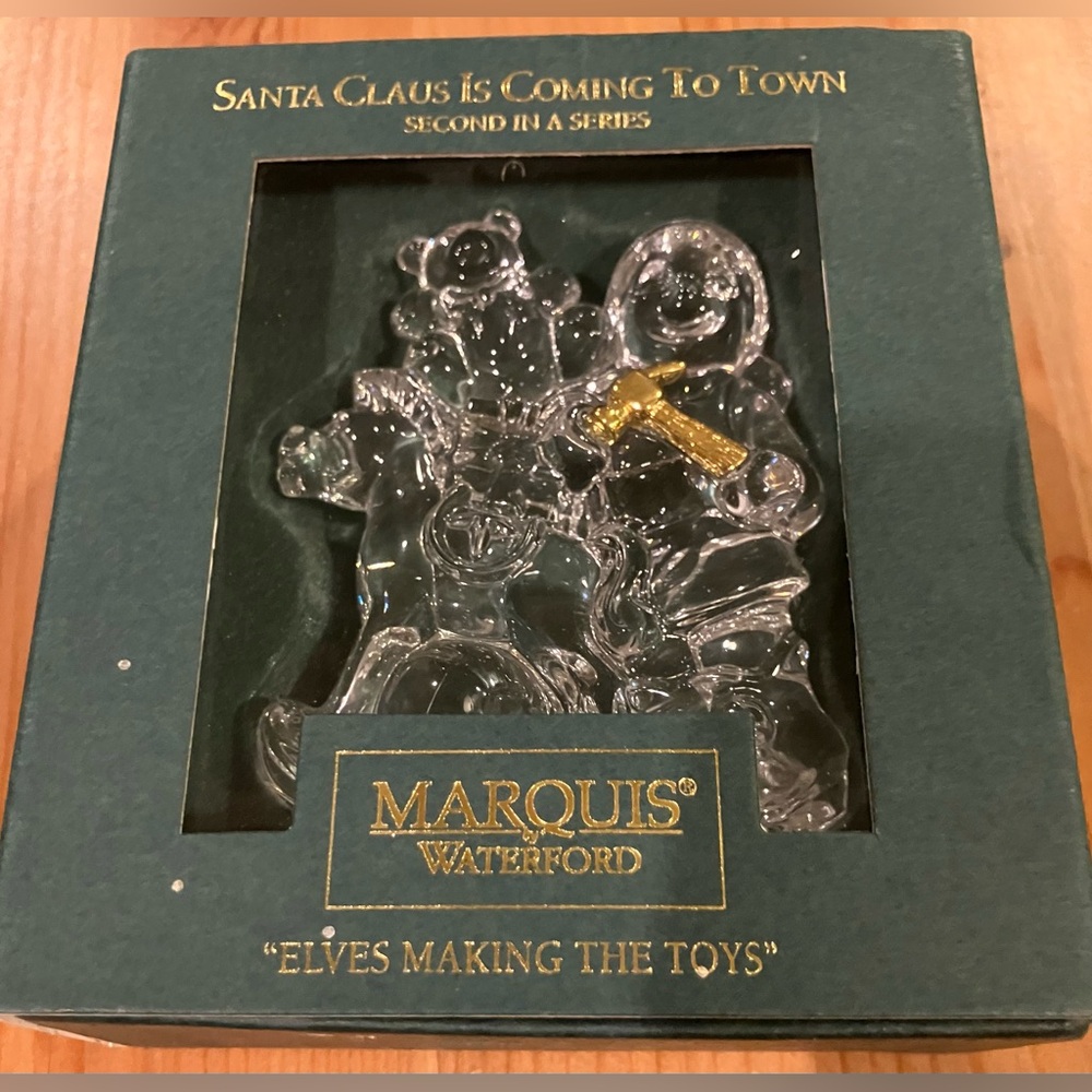 EUC Marquis Waterford Santa Claus Is Coming To Town- Elves Making the Toys
